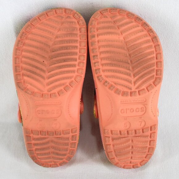 Crocs Classic Retro Resort Clog Womens 7 Mens 5 Pineapple Papaya Print Shoes - Picture 8 of 9